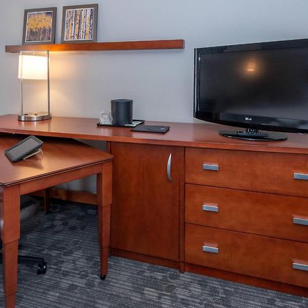Courtyard By Marriott Albany Hotell Exteriör bild